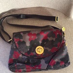 Baggallini crossbody